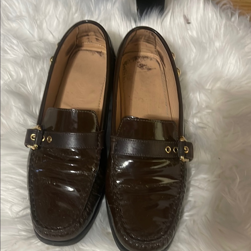 Louis Vuitton Elegant Brown Leather Loafers